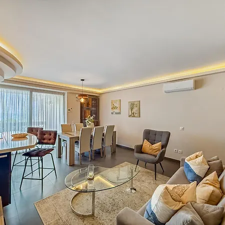 Calm Stunning Beachfront Wsea Views Appartement